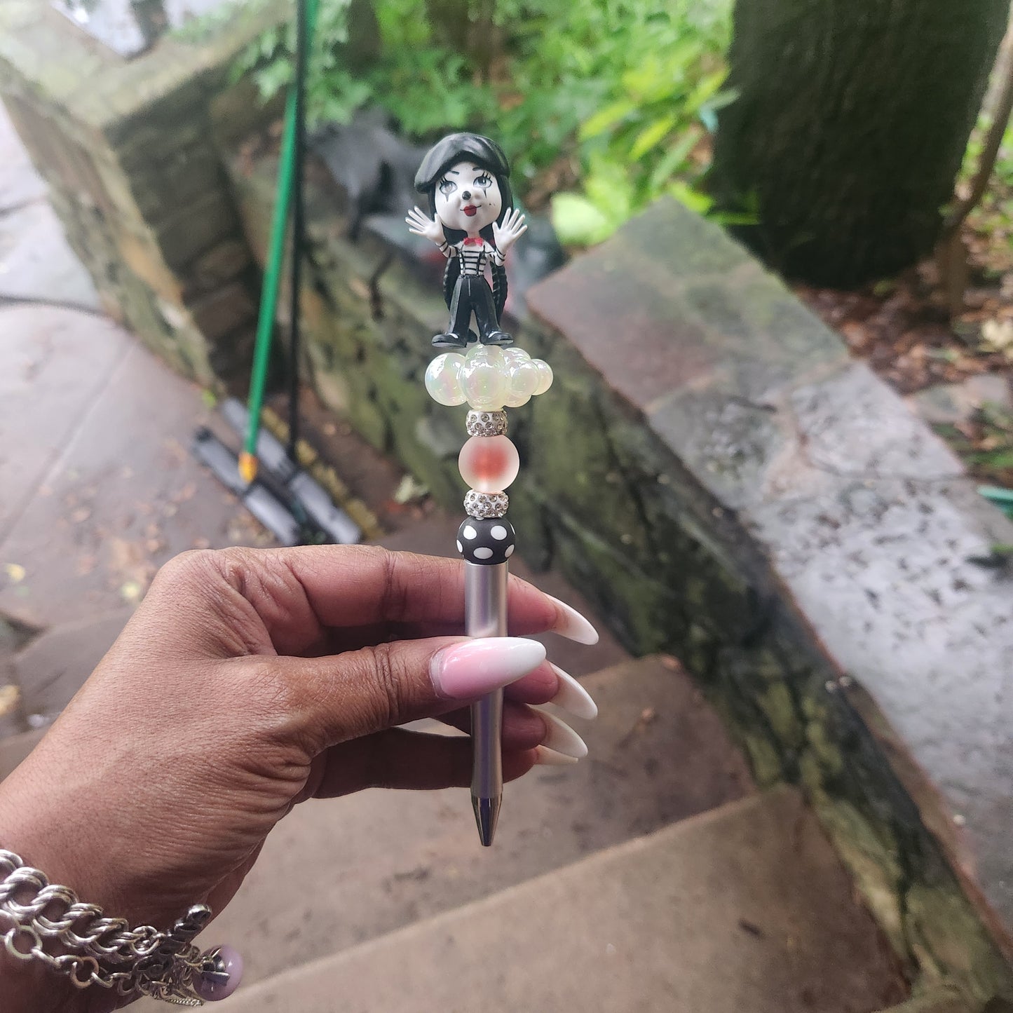 (Live Claim) Character Beaded Pens Medium