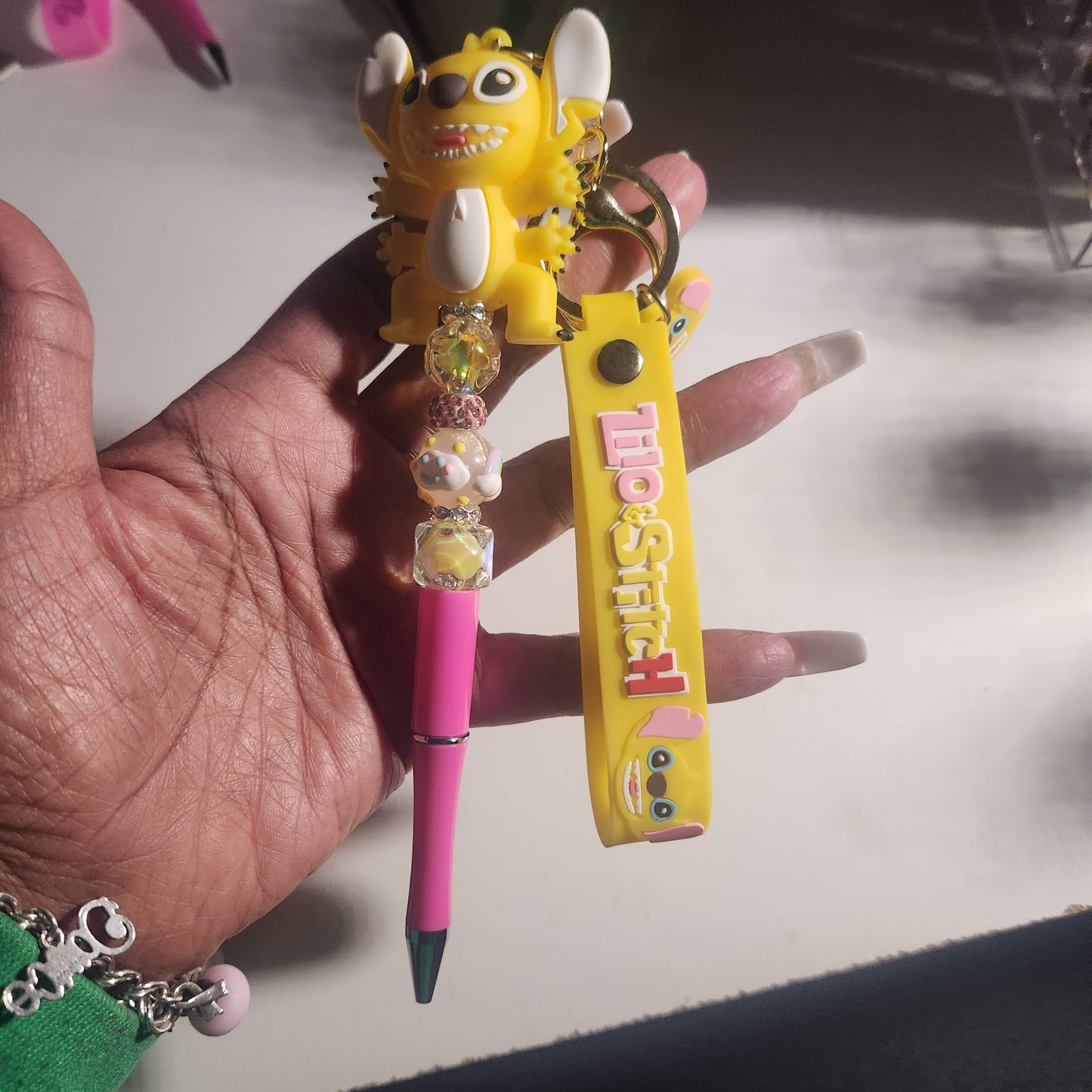 (Live Claim) Character Beaded Pen Keychain