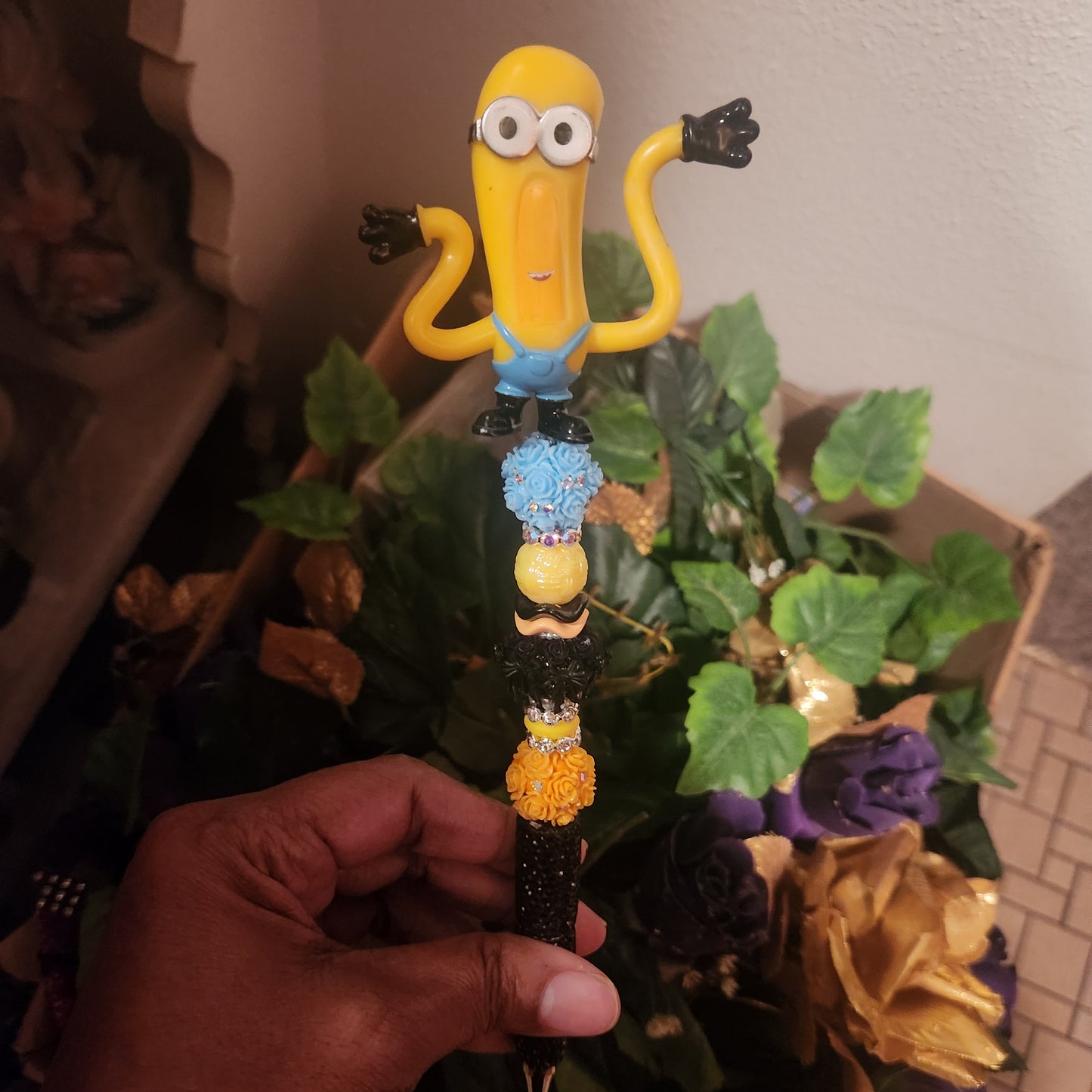 Minion Long Head Black Rhinestone Pen (Premade)
